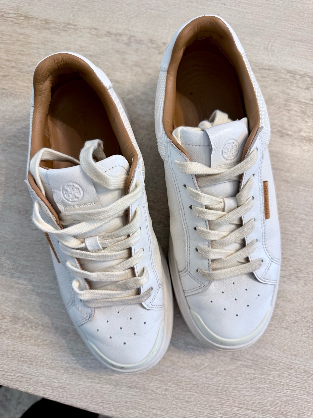 Tory Burch White and Tan Leather Sneaker Interior